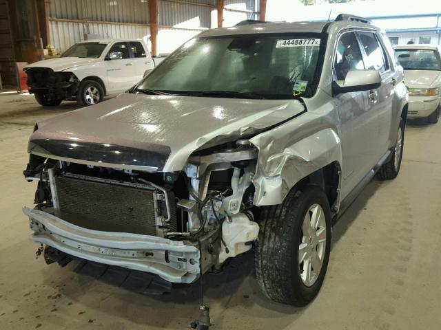 2GKALSEK0D6167672 - 2013 GMC TERRAIN SL SILVER photo 2