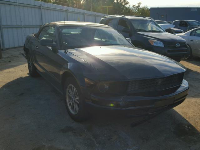 1ZVFT84N555182596 - 2005 FORD MUSTANG BLACK photo 1