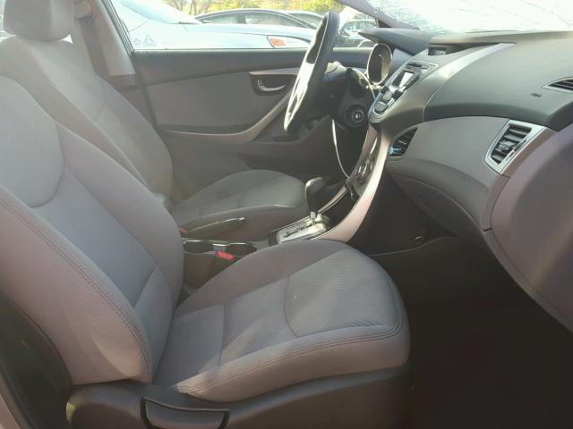 5NPDH4AE3DH439620 - 2013 HYUNDAI ELANTRA GRAY photo 5