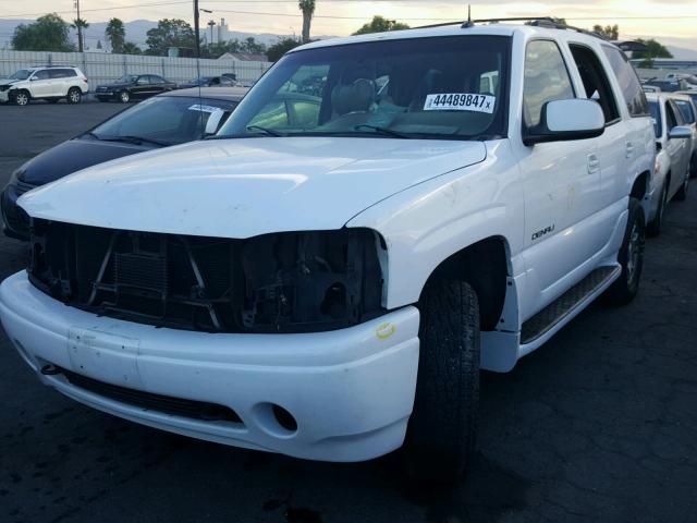 1GKEK63U22J334369 - 2002 GMC DENALI WHITE photo 2