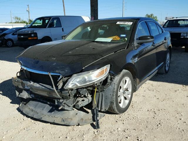 1FAHP2EW2AG106925 - 2010 FORD TAURUS SEL BLACK photo 2