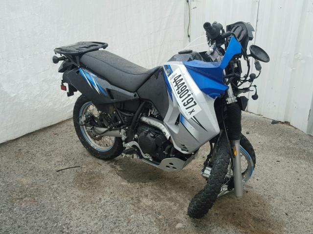 JKAKLEE12BDA39180 - 2011 KAWASAKI KL650 E TWO TONE photo 1