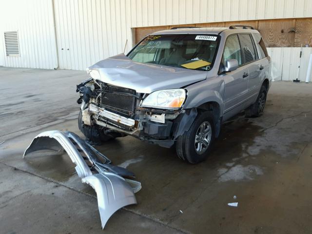 2HKYF18425H516160 - 2005 HONDA PILOT EX SILVER photo 2