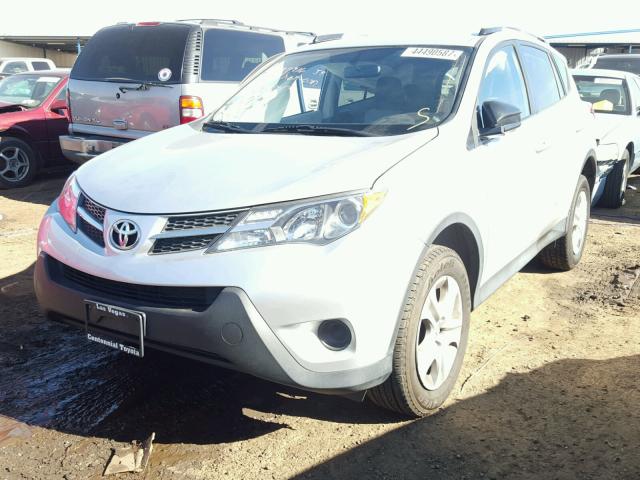 JTMZFREV1D5010639 - 2013 TOYOTA RAV4 LE SILVER photo 2