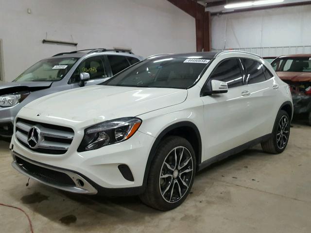 WDCTG4EBXGJ249253 - 2016 MERCEDES-BENZ GLA 250 WHITE photo 2