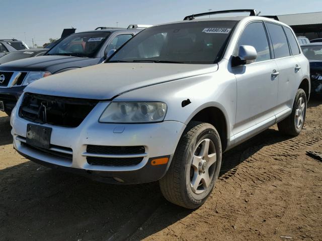 WVGZG77L05D037251 - 2005 VOLKSWAGEN TOUAREG 3. SILVER photo 2