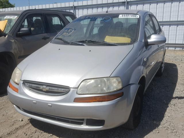 KL1TD56686B547225 - 2006 CHEVROLET AVEO BASE Gümüş foto 2