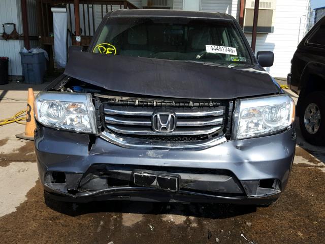 5FNYF4H26DB002423 - 2013 HONDA PILOT LX GRAY photo 7