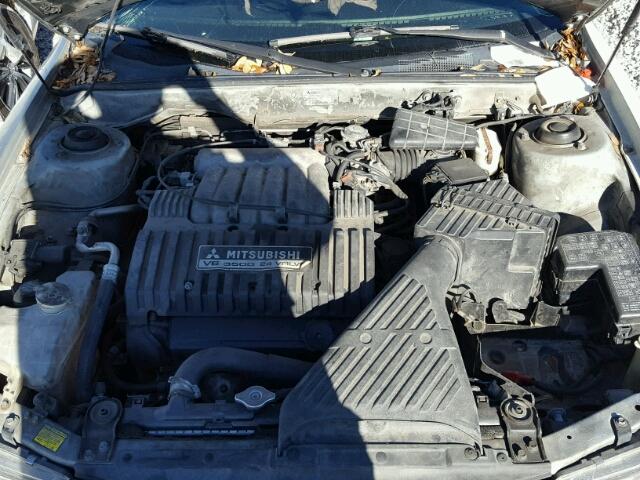 6MMAP67P93T007446 - 2003 MITSUBISHI DIAMANTE L SILVER photo 7