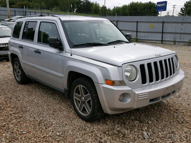 1J4FT48B19D109811 - 2009 JEEP PATRIOT LI SILVER photo 1