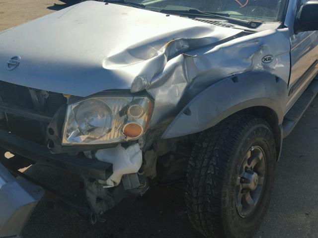 1N6ED26Y92C302209 - 2002 NISSAN FRONTIER K SILVER photo 9