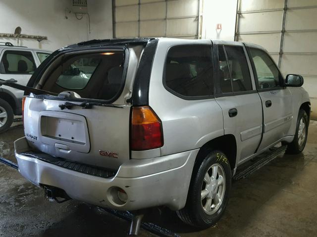 1GKDT13S652131316 - 2005 GMC ENVOY SILVER photo 4