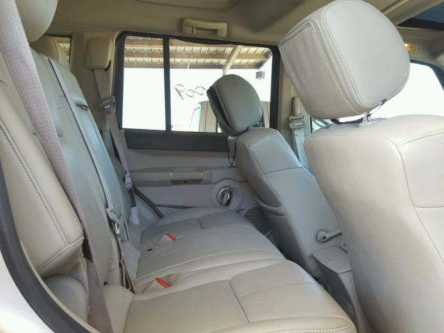 1J8HG58N26C127764 - 2006 JEEP COMMANDER SILVER photo 6