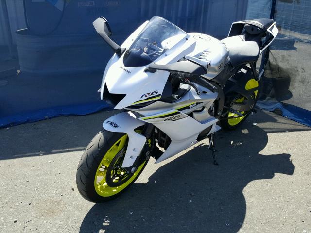 JYARJ28Y7HA000461 - 2017 YAMAHA YZFR6 C WHITE photo 2