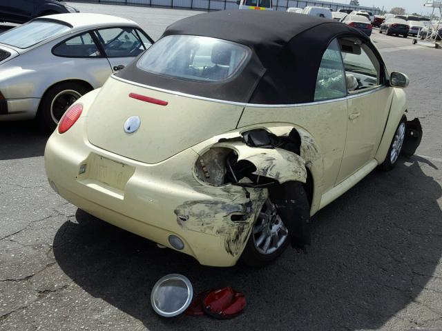 3VWCM21Y04M301028 - 2004 VOLKSWAGEN NEW BEETLE 黄色 照片 4