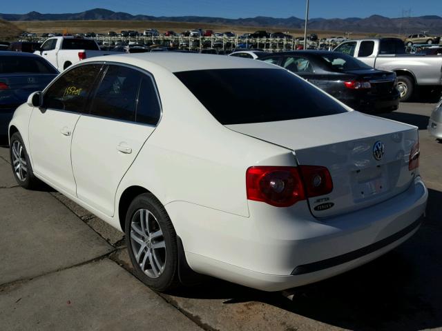 3VWRF71K46M663377 - 2006 VOLKSWAGEN JETTA WHITE photo 3