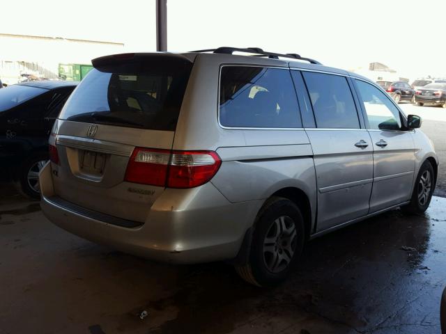 5FNRL38745B115727 - 2005 HONDA ODYSSEY EX SILVER photo 4