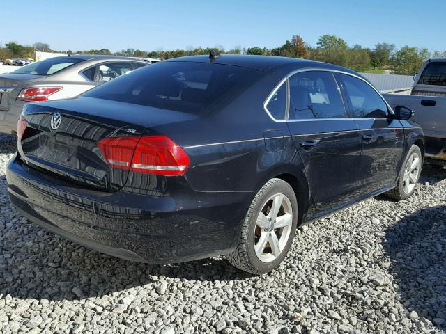 1VWBH7A3XCC056627 - 2012 VOLKSWAGEN PASSAT SE BLACK photo 4