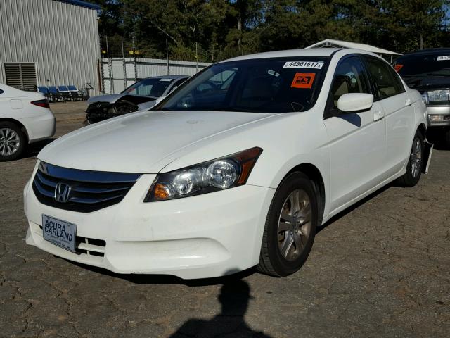 1HGCP2F6XCA049710 - 2012 HONDA ACCORD SE WHITE photo 2