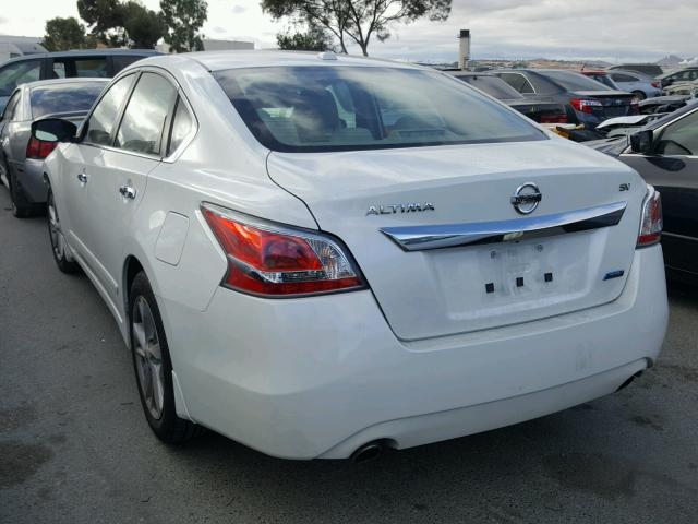 1N4AL3AP7EC321067 - 2014 NISSAN ALTIMA 2.5 WHITE photo 3