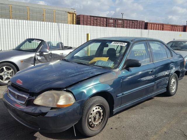 2HGEJ6629TH546909 - 1996 HONDA CIVIC DX GREEN photo 2