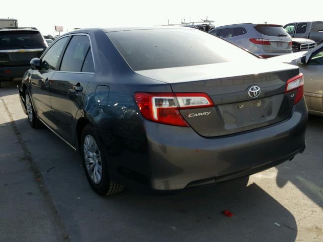 4T4BF1FKXDR333554 - 2013 TOYOTA CAMRY L GRAY photo 3