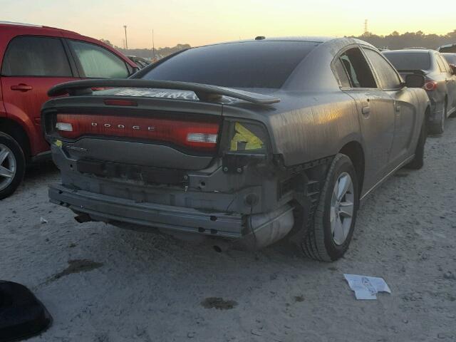 2B3CL3CG7BH548866 - 2011 DODGE CHARGER GRAY photo 4