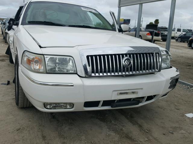 2MEFM74V57X623976 - 2007 MERCURY GRAND MARQ WHITE photo 7