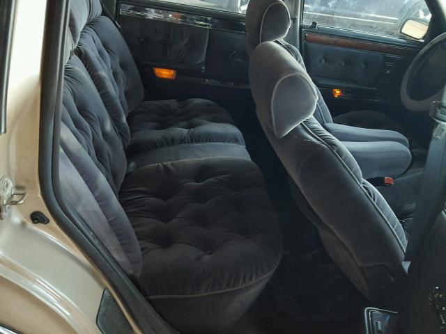 1C3XC66R2PD134711 - 1993 CHRYSLER NEW YORKER 棕色 照片 6