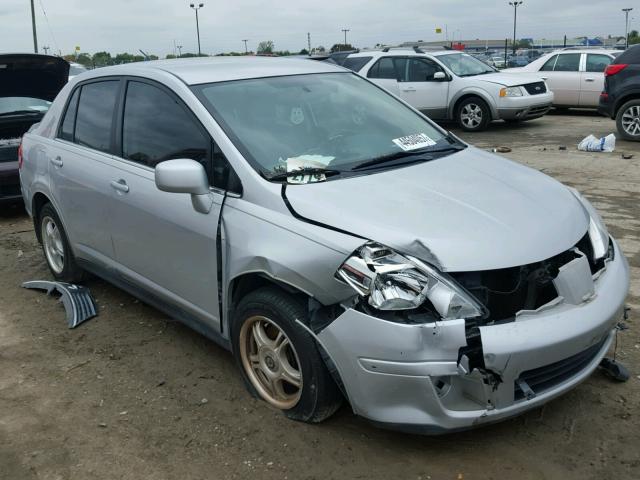 3N1BC11E58L358728 - 2008 NISSAN VERSA S SILVER photo 1