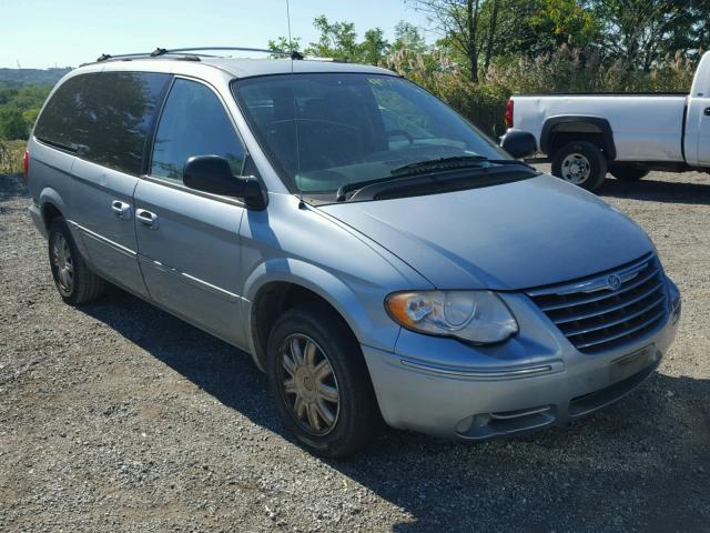 2C8GP64L15R586981 - 2005 CHRYSLER TOWN & COU BLUE photo 1