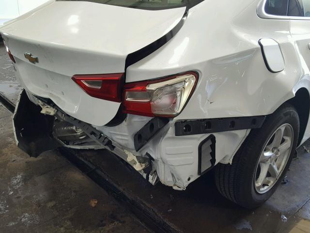 1G1ZB5ST2HF142664 - 2017 CHEVROLET MALIBU LS თეთრი ფოტო 9