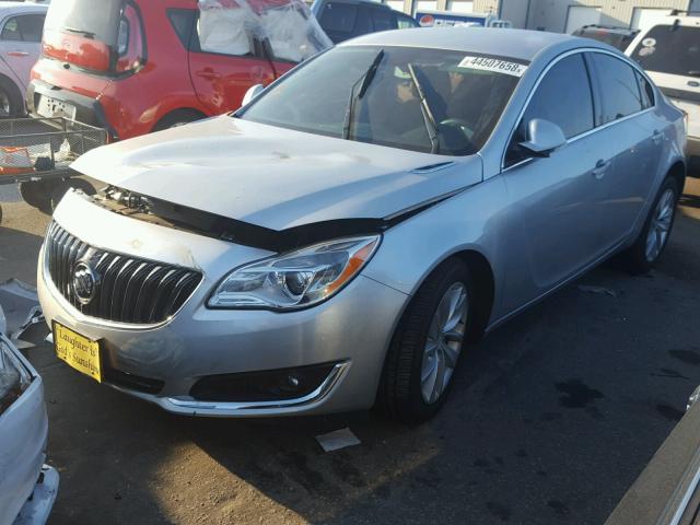 2G4GK5EX2G9194201 - 2016 BUICK REGAL SILVER photo 2