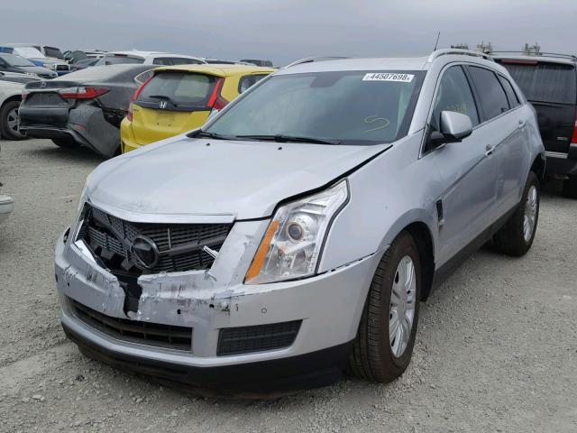 3GYFNAE31CS511857 - 2012 CADILLAC SRX LUXURY SILVER photo 2