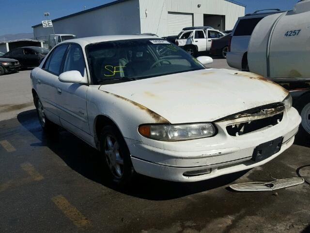 2G4WB55K411312366 - 2001 BUICK REGAL WHITE photo 1