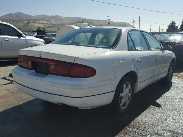 2G4WB55K411312366 - 2001 BUICK REGAL WHITE photo 4