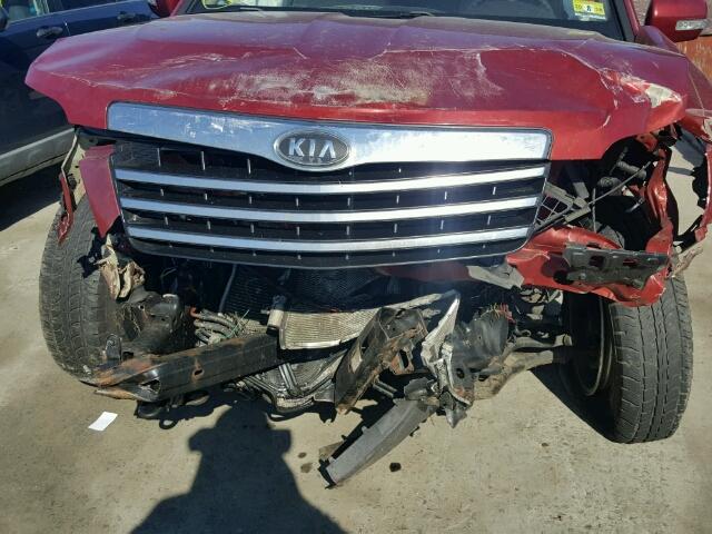 KNDJH741995016691 - 2009 KIA BORREGO LX RED photo 9