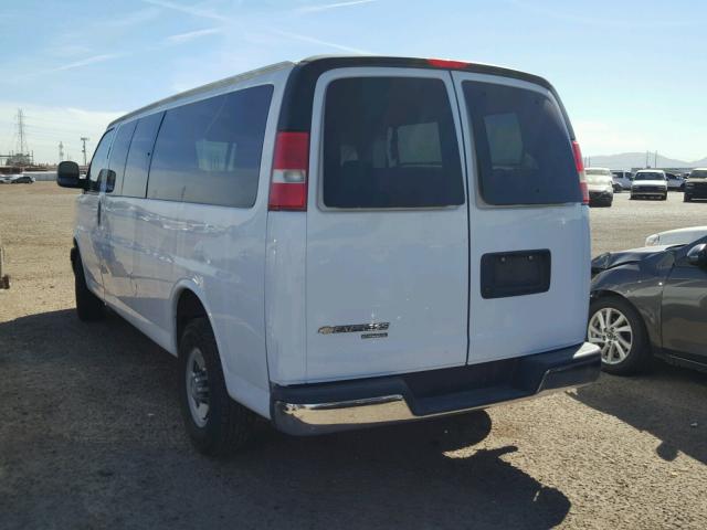 1GAZG1FG9F1165716 - 2015 CHEVROLET EXPRESS G3 WHITE photo 3