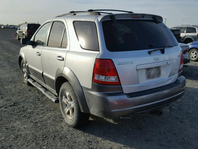 KNDJC733645295642 - 2004 KIA SORENTO SILVER photo 3