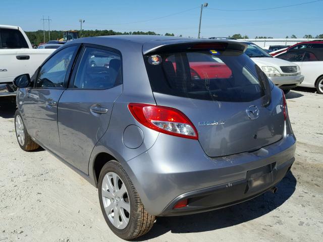 JM1DE1LZ1C0136676 - 2012 MAZDA MAZDA2 GRAY photo 3