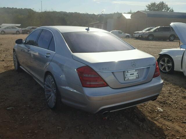 WDDNG71X87A108799 - 2007 MERCEDES-BENZ S 550 SILVER photo 3