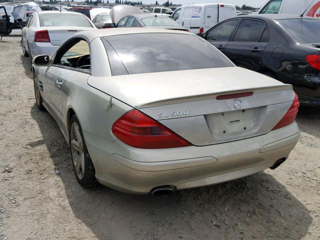 WDBSK75F63F009214 - 2003 MERCEDES-BENZ SL 500R TAN photo 3