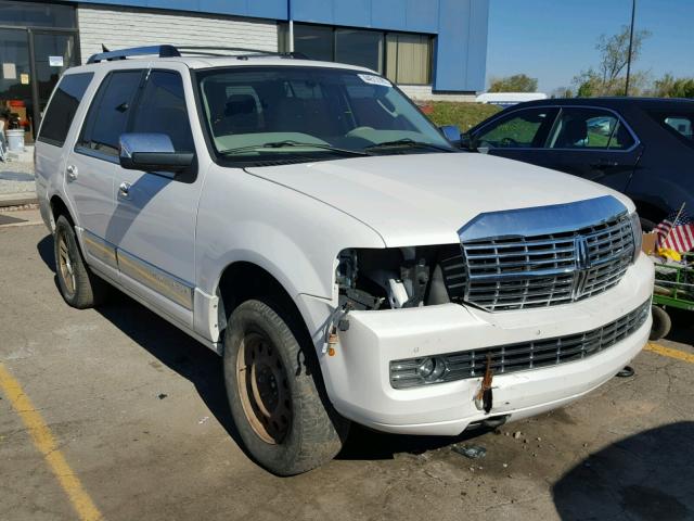 5LMJJ2J52EEL01413 - 2014 LINCOLN NAVIGATOR თეთრი ფოტო 1