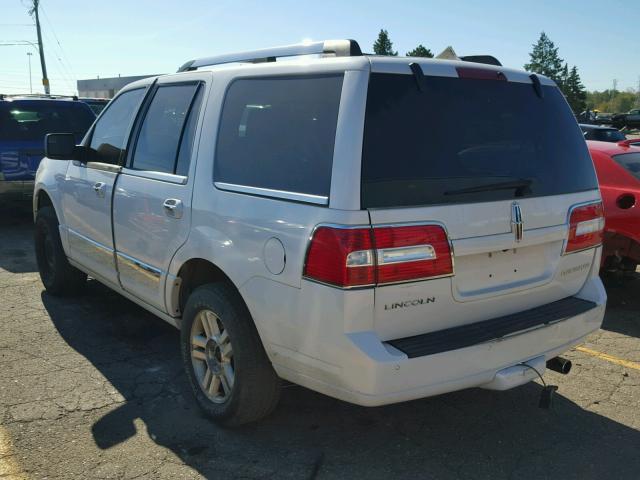 5LMJJ2J52EEL01413 - 2014 LINCOLN NAVIGATOR WHITE photo 3