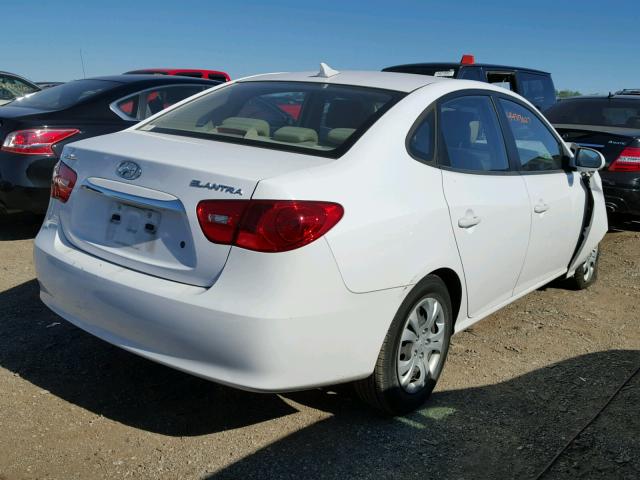 KMHDU4AD3AU180255 - 2010 HYUNDAI ELANTRA BL WHITE photo 4