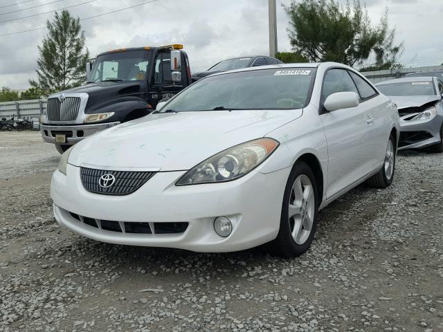 4T1CA38P05U039521 - 2005 TOYOTA CAMRY SOLA WHITE photo 2