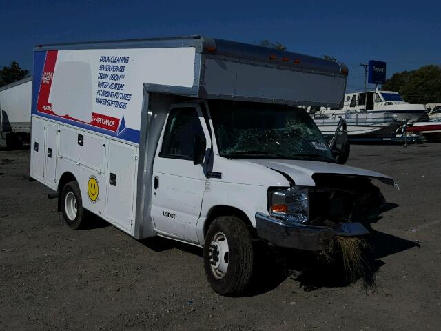 1FDWE3FS5HDC41137 - 2017 FORD ECONOLINE WHITE photo 1