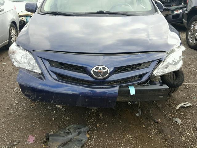 5YFBU4EE1CP072568 - 2012 TOYOTA COROLLA BA BLUE photo 9