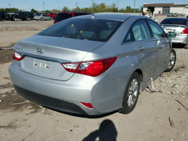 5NPEB4AC7EH830372 - 2014 HYUNDAI SONATA SILVER photo 4