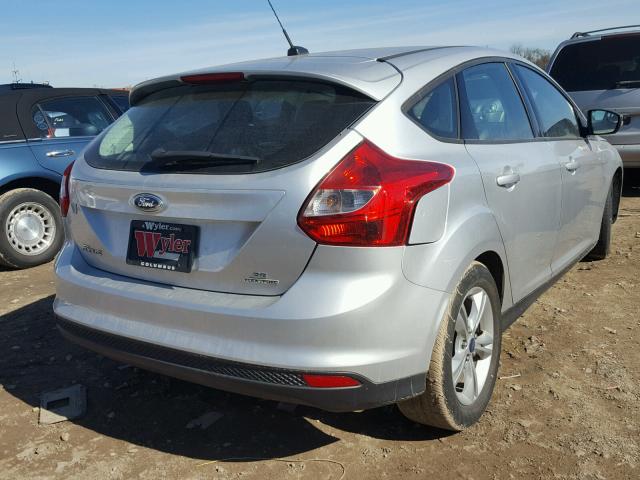 1FADP3K27EL340013 - 2014 FORD FOCUS SE SILVER photo 4